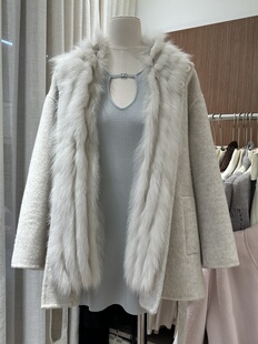 新款 2025年冬季 一衣四穿双面毛呢外套气质大衣狐狸毛马甲 曼斯