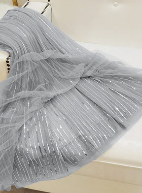 高端星空亮片网纱半身裙秋冬垂感轻奢百褶中长裙灰色亮闪大摆纱裙