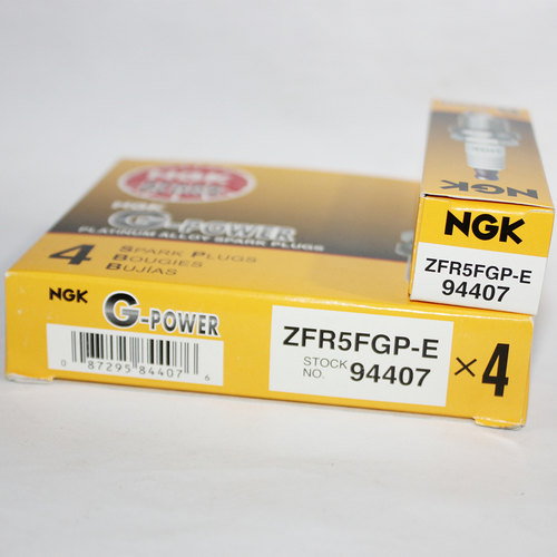 指南者自由客铂金火花塞NGK