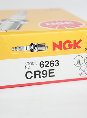 NGK摩托车火花塞CR6E CR7E CR8E CR9E适用于迅鹰盗匪GW250 CB400