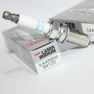NGK铱铂金火花塞ILKAR8N8 94120适用于名爵HS GS RX5 RX8众泰T800