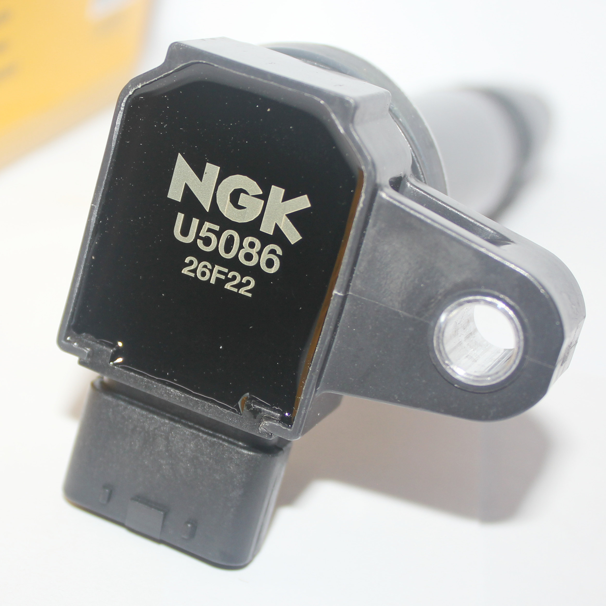 NGK点火线圈霸道普拉多2.7L