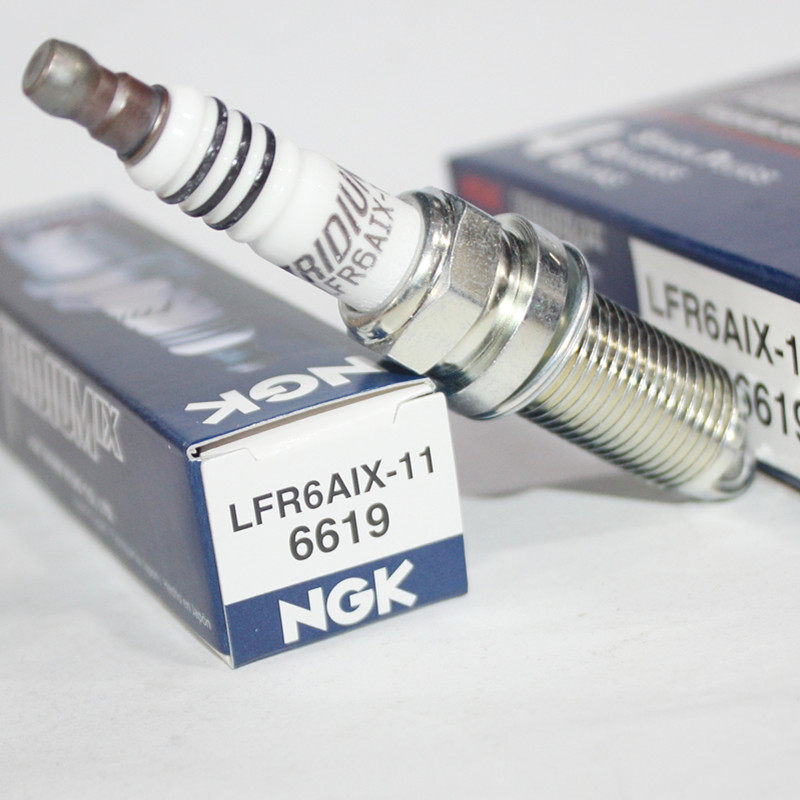 NGK铱金火花塞LFR6AIX-11  6619适用超级维特拉凯泽西LX570 IS250