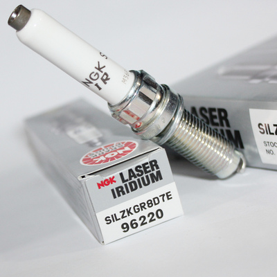 NGK铱铂金火花塞 SILZKGR8D7E 96220适用宾利4.0T飞驰添越欧陆