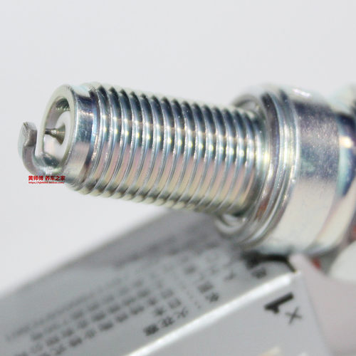 NGK竞技铱金火花塞PMR9B适用CR8EB CR8EKB CR9EB CR9EKB CR9EIB-9