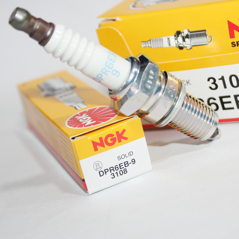 NGK火花塞DPR6EB-9适用四冲程雅马哈船外机快艇40匹 50匹单杠机器