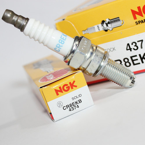NGK双爪火花塞阿普利亚