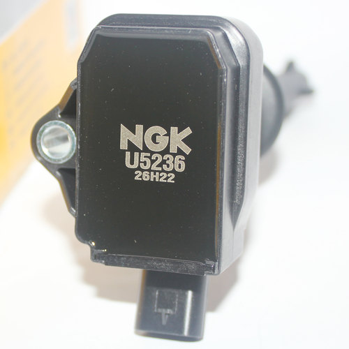 NGK点火线圈路虎5.0L5.0T