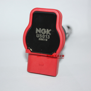 红头NGK点火线圈高压包U5013适用于奥迪A8A4 A6L 3.0L老宝来EA113