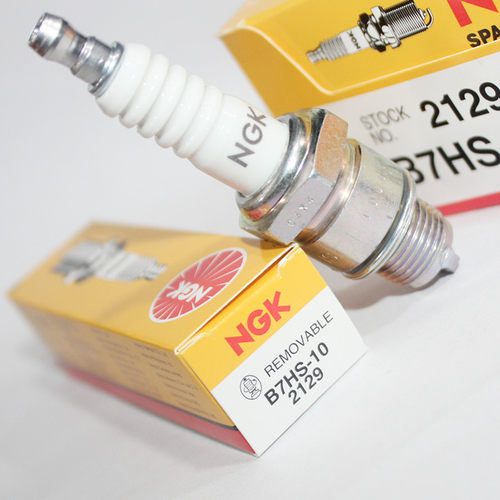 ngk火花塞b7hs-10两冲水星百胜