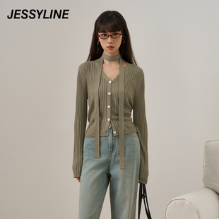 jessyline杰茜莱26秋新款军绿色V领短款开衫女修身显瘦针织衫毛衣