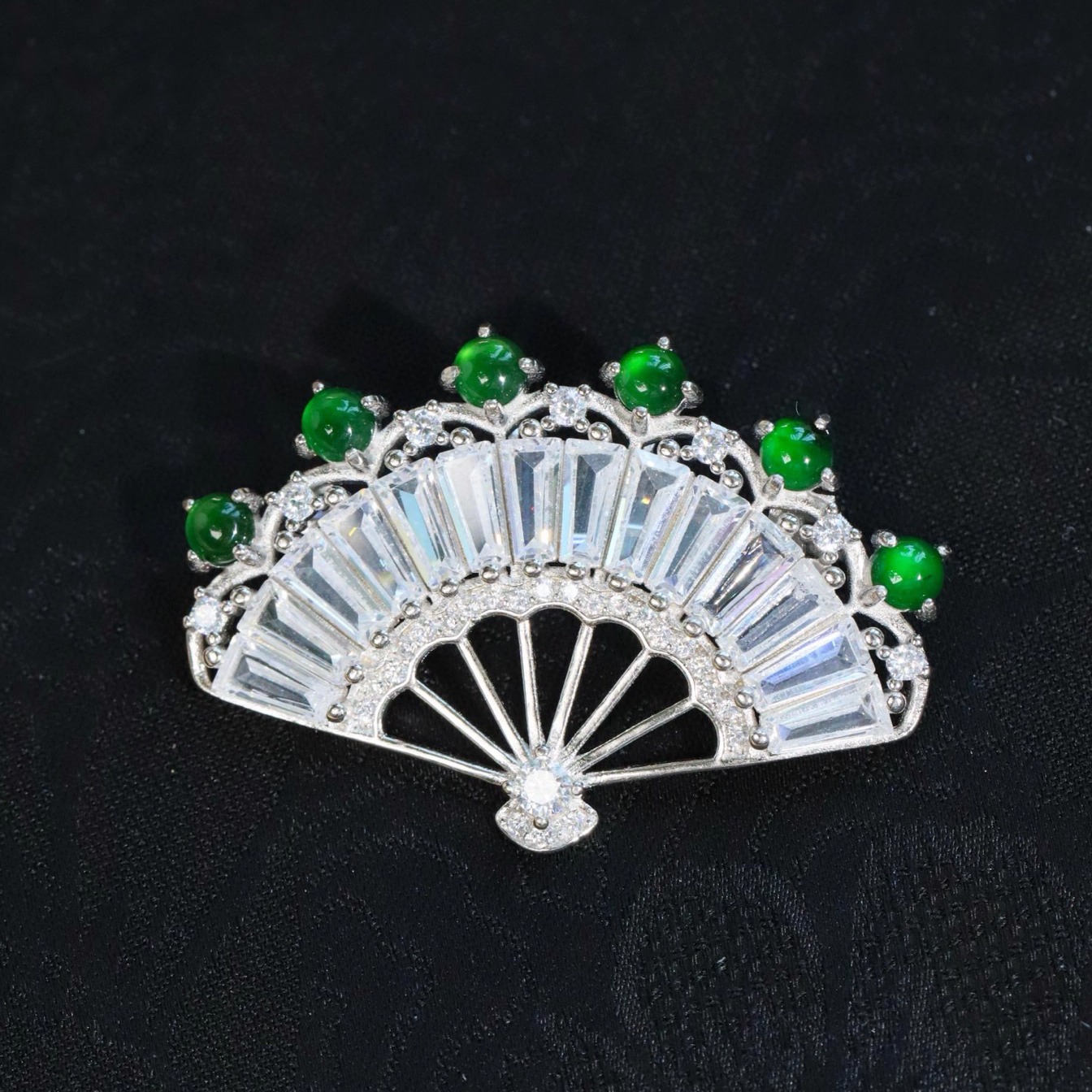 国潮古风天然翡翠折扇吊珠胸针女新中式高级感轻奢旗袍别针扣 女