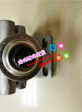 挖掘机配件沃尔沃210B/EC290/VOLVO240柴油格滤芯座油水座 手油泵