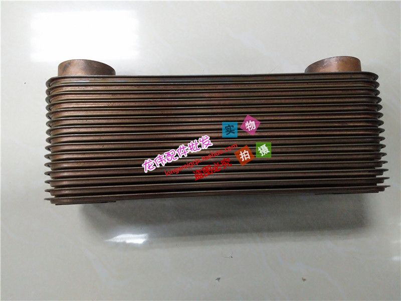 挖掘机配件VOLVO 沃尔沃EC240/290B 发动机缸体机油散热器机芯