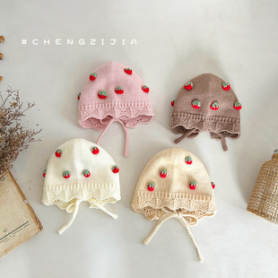 女宝宝春秋季 3岁系带护耳针织毛线帽保暖草莓花边婴儿套头帽子