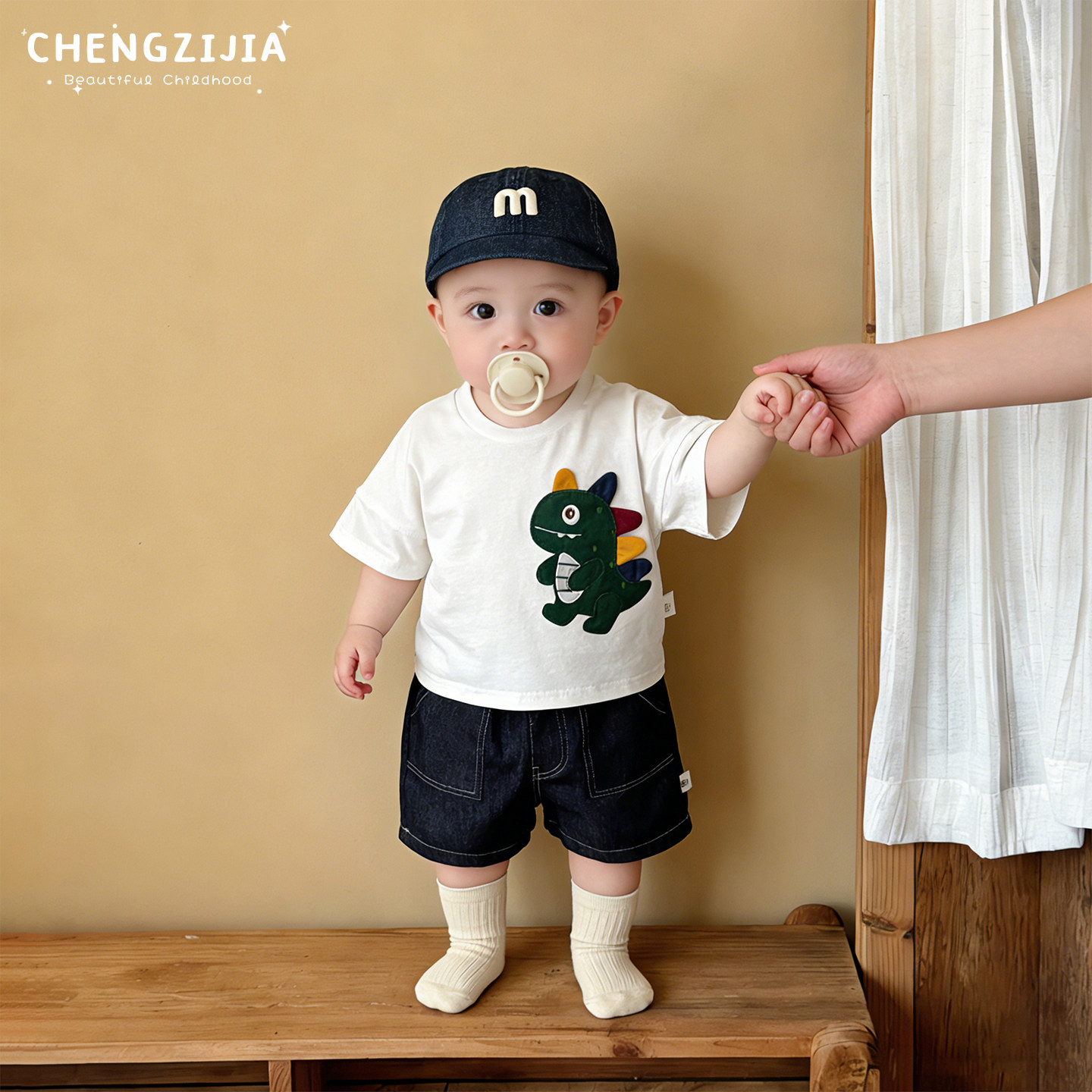 男宝宝夏季薄款短袖套装男童可爱卡通休闲T恤婴幼儿宽松牛仔短裤