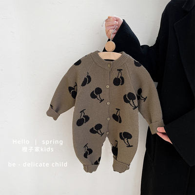 婴儿针织连体衣春装毛衣外出爬服