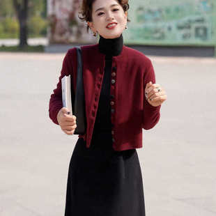 春秋装新款高级感上衣洋气减龄小个子红色针织毛衣短款开衫外套女