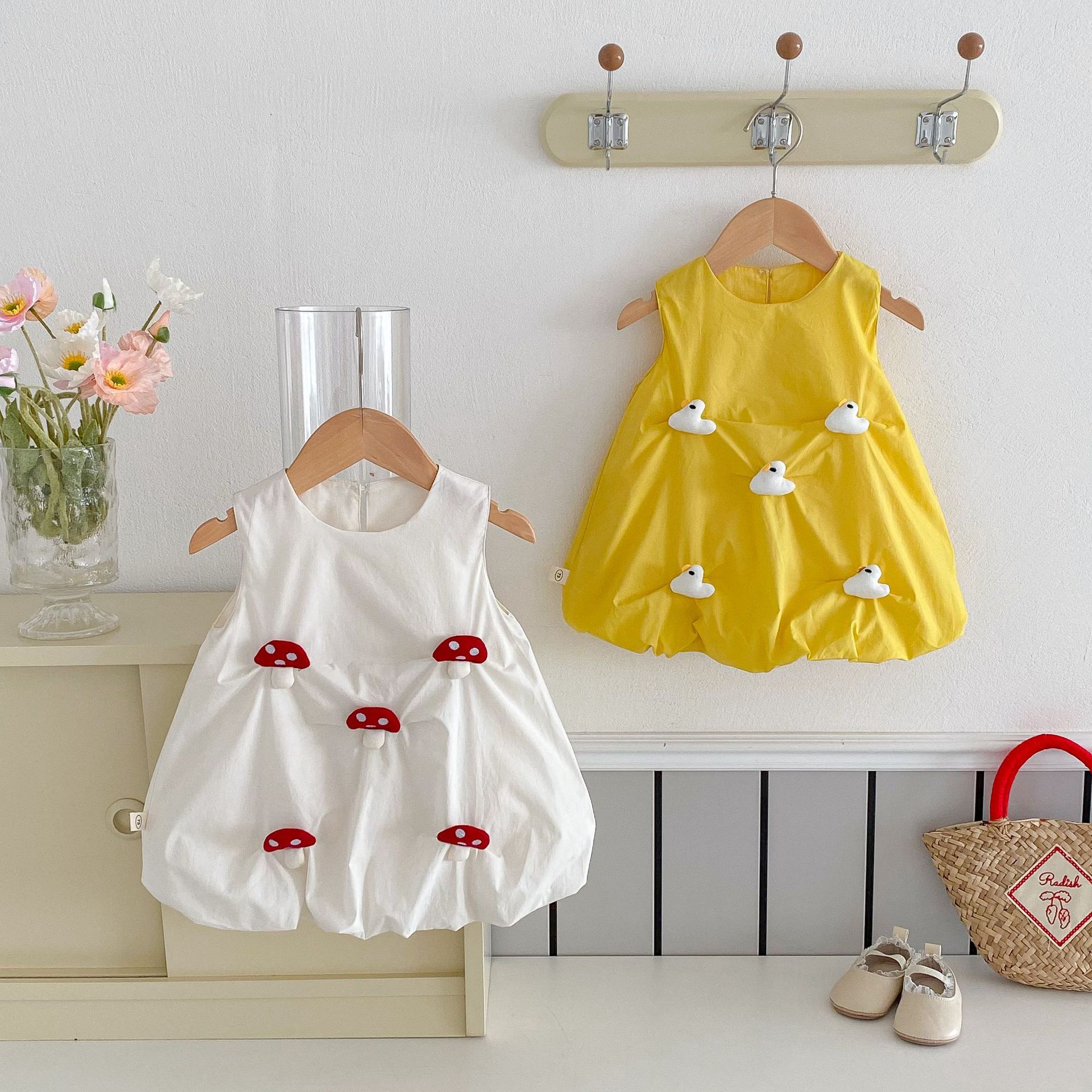 女童纯棉卡通背心裙宝宝花苞裙子