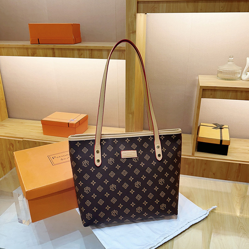 大容量托特包包女2026新款老花包腋下单肩大包高级感百搭通勤女包