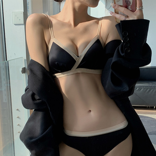 美背肩带胸罩 文胸套装 法式 内衣女性感小胸聚拢三角杯轻薄透气夏季