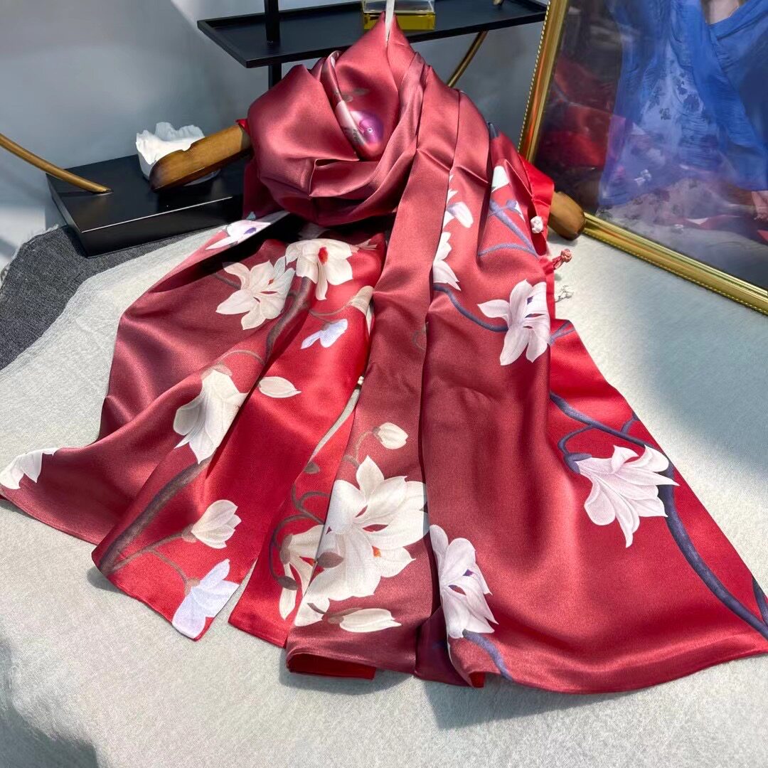 披肩丝巾女盘扣印花真丝桑蚕丝婚礼旗袍礼服外搭国风高端妈妈围巾