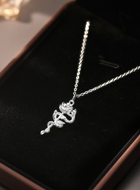 纯银999项链生肖蛇与玫瑰锁骨链小众设计感吊坠足银蛇本命年项链