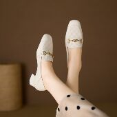 新款 福利 码 真皮乐福单鞋 女圆头金属扣软底4CM头层牛皮鞋