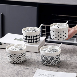 陶瓷盐罐家用调味罐调料盒调料瓶厨房调料罐餐厅调味盒带盖子勺子