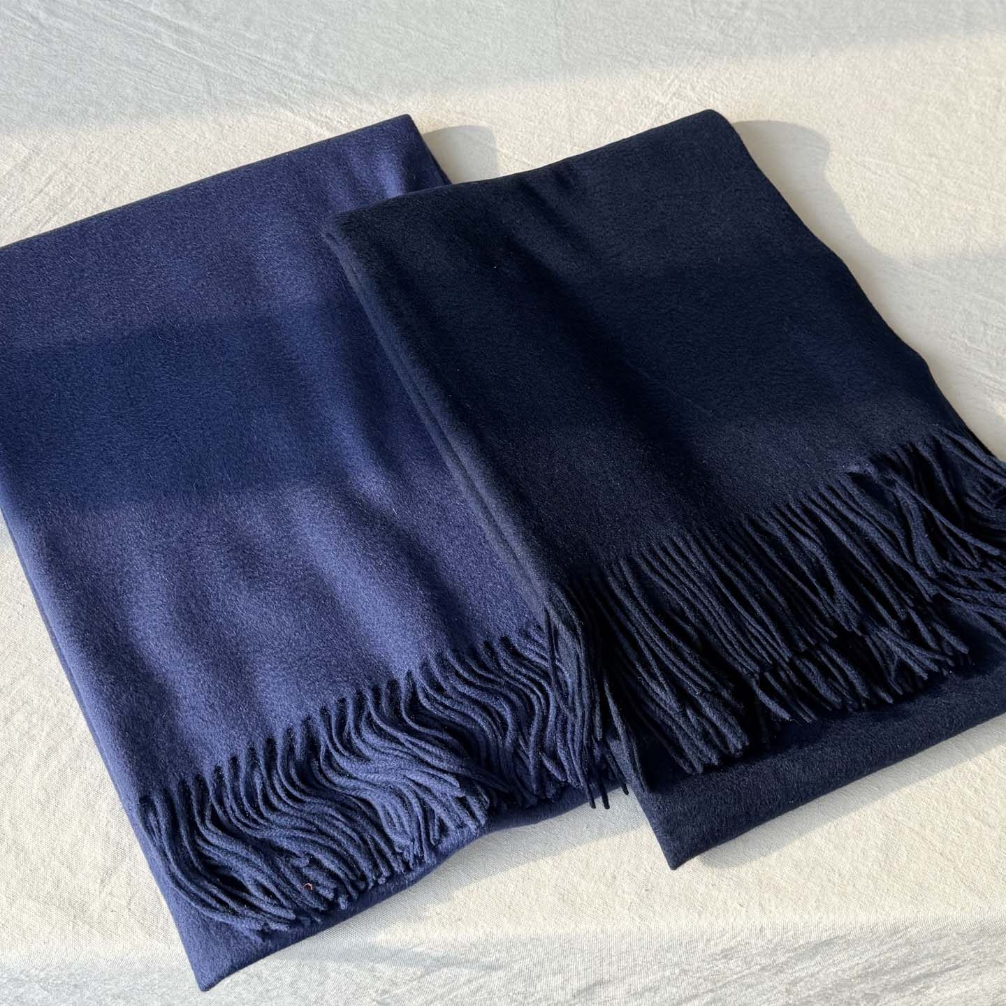 清100山羊绒围巾披肩两用秋冬加厚男女商务欧美深蓝色