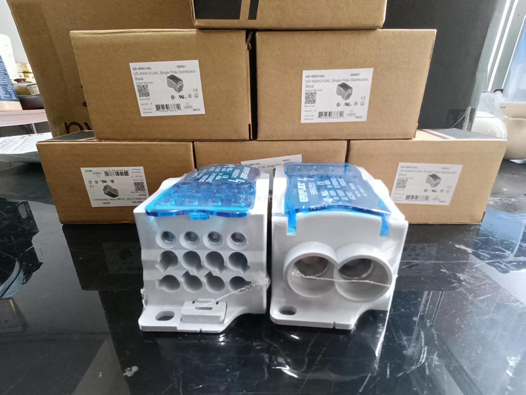 艾力高ERIFLEX二进十二出分线器UD-400212AL大电流分线盒569251
