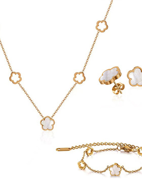 时尚轻奢白贝五叶花钛钢项链女甜美设计新款百搭潮流白色面锁骨链