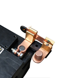 汽车电瓶电源黄铜断电开关负极正极断电器闸刀小头总闸防漏电纯铜