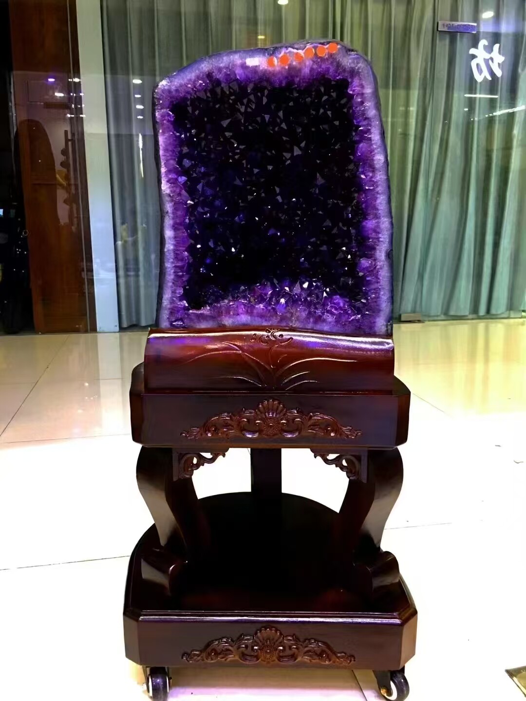 天然紫水晶洞摆件巴西乌拉圭钱袋子恐龙蛋原石摆件办公室家居开业