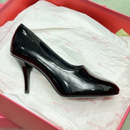 STELLALUNA 秋冬圆头浅口复古高跟鞋优雅细跟通勤单鞋女SLP318028