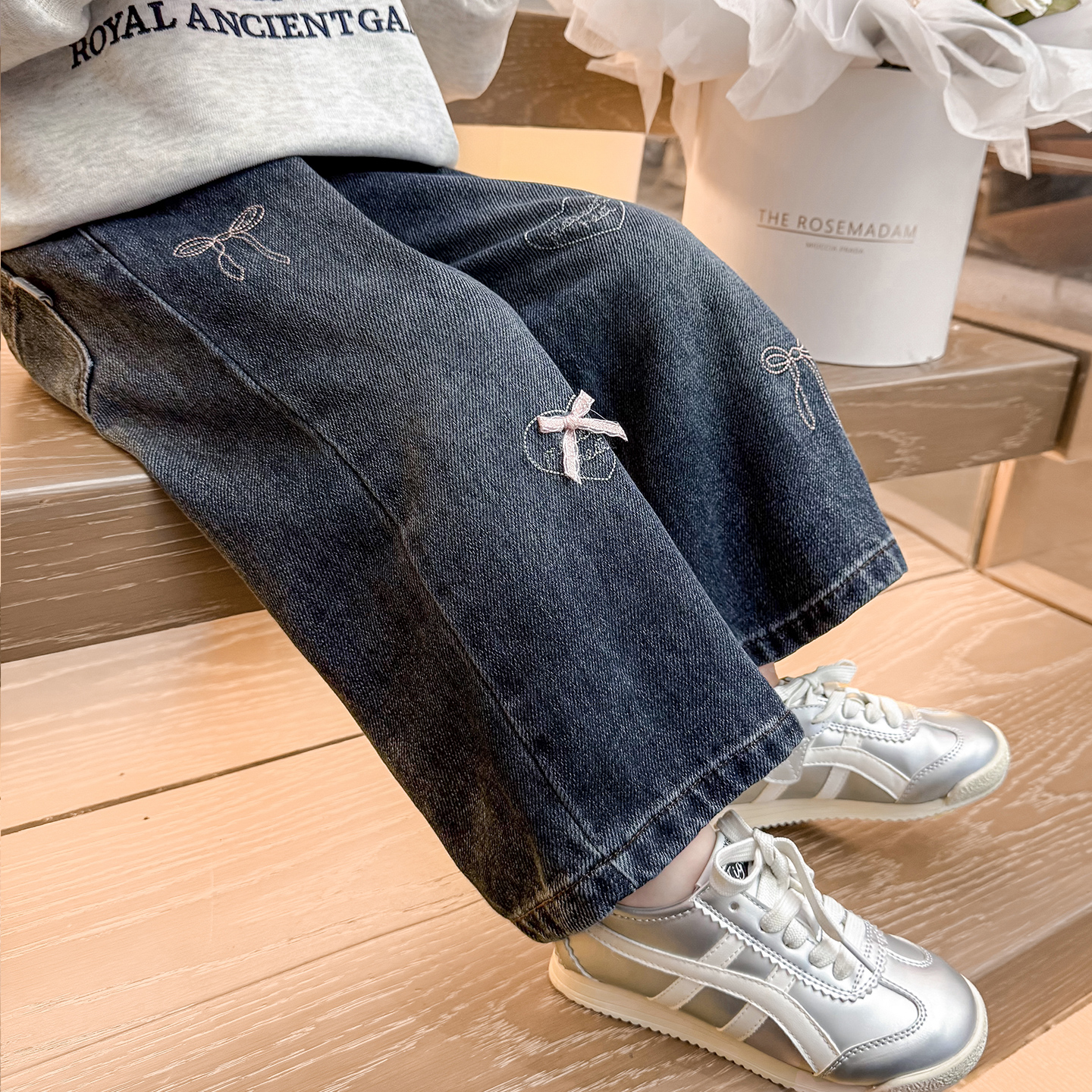 女童春秋装洋气蝴蝶熊牛仔裤