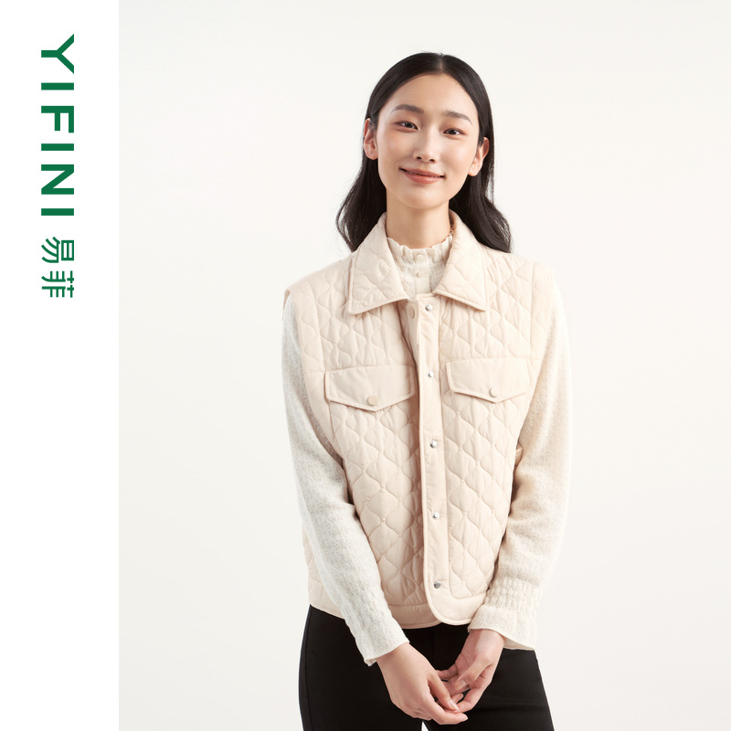 易菲菱形格绗线宽松棉马甲