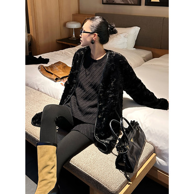 紫紫天鹅湖环保大衣波光