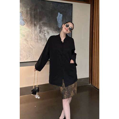 AME东方美学袍冷美人