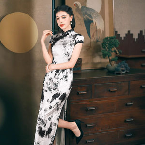 唐之恋新款水墨画真丝旗袍气质优雅高端走秀长款白色国风夏季