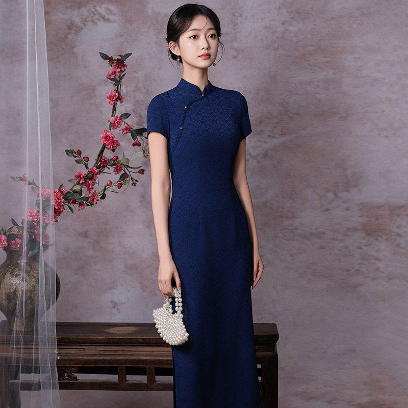 蓝色新中式苏州掐腰长款改良旗袍2026新款年轻款女上班可以穿夏季