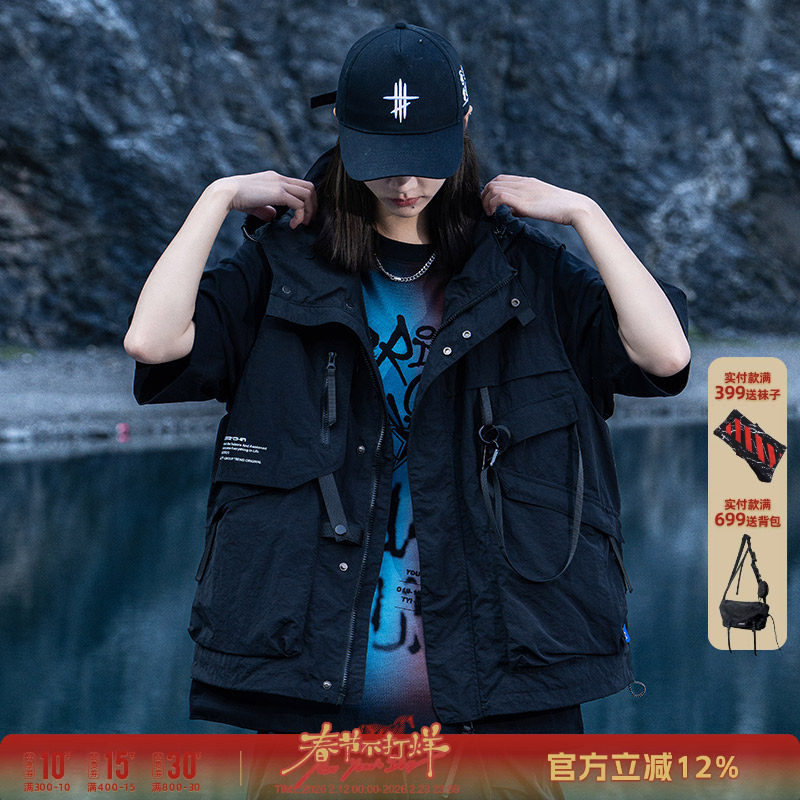 AOGZ马甲男款2025新款工装多口袋薄款户外坎肩马夹机能风战术背心