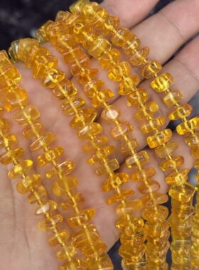 约8mm天然琥珀成色漂亮不规则方片隔珠半成品DIY项链手链配珠