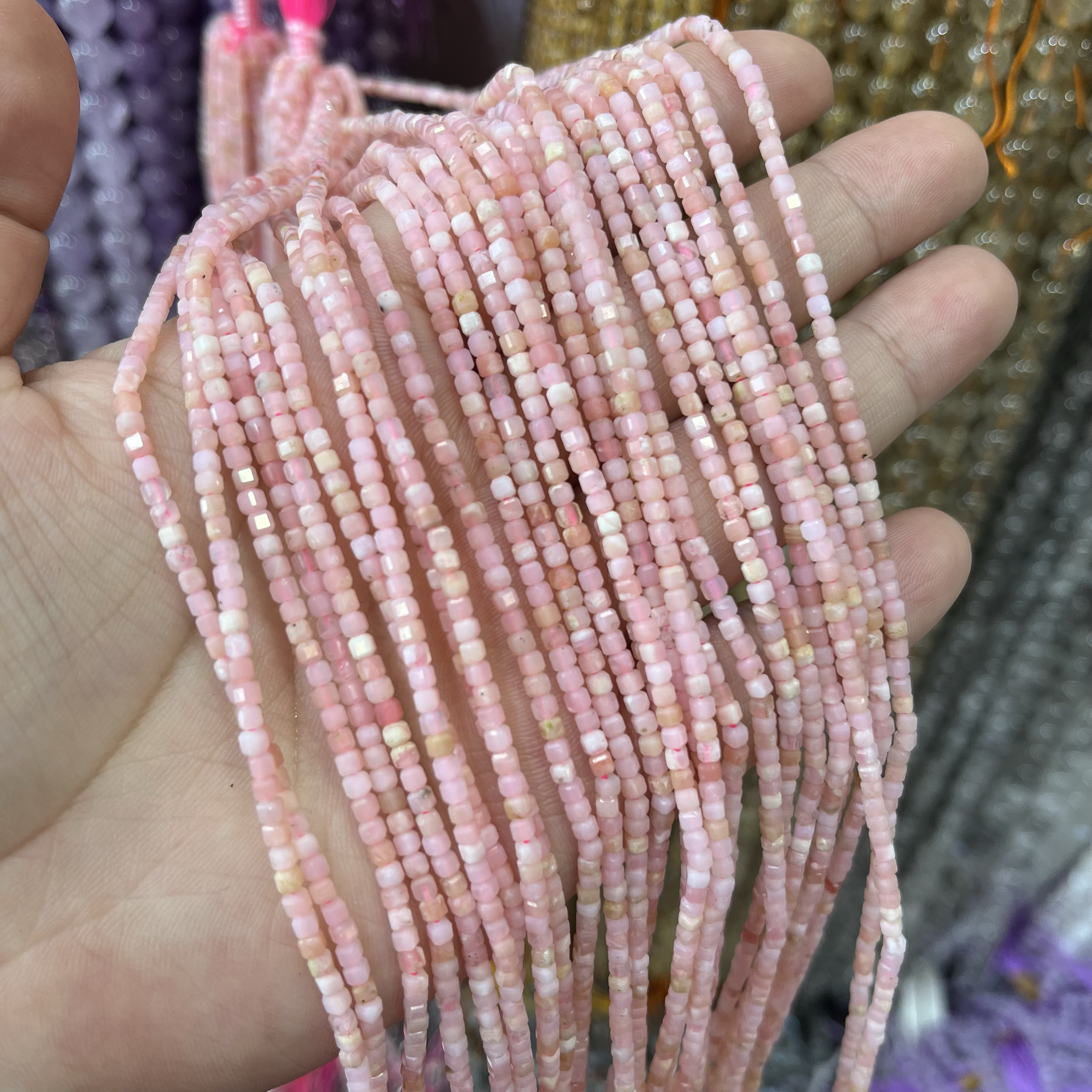 天然2.5mm进口粉澳宝方糖立体方形散珠半成品diy锁骨链手链配珠