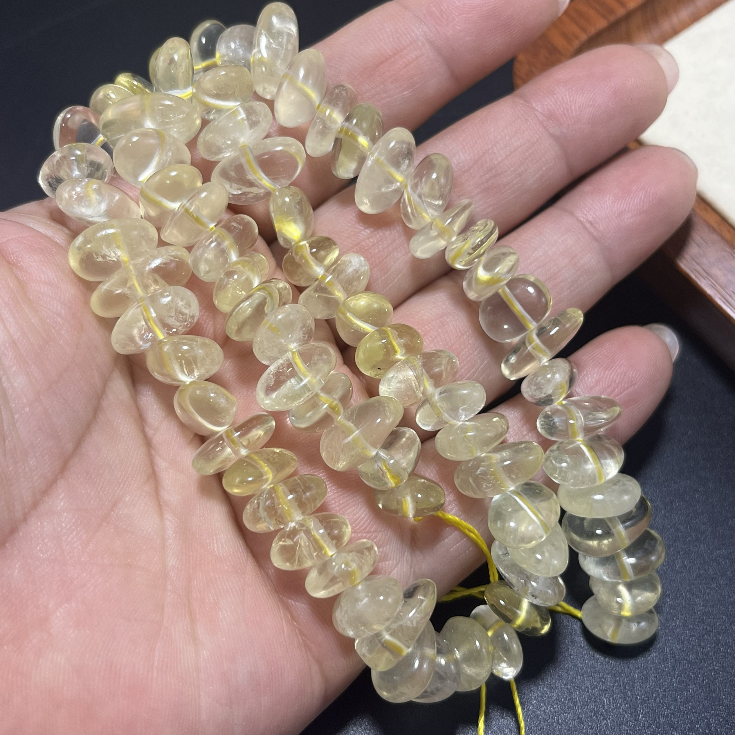 天然柠檬晶中孔约12*6mm散珠半成品Diy项链手链配珠