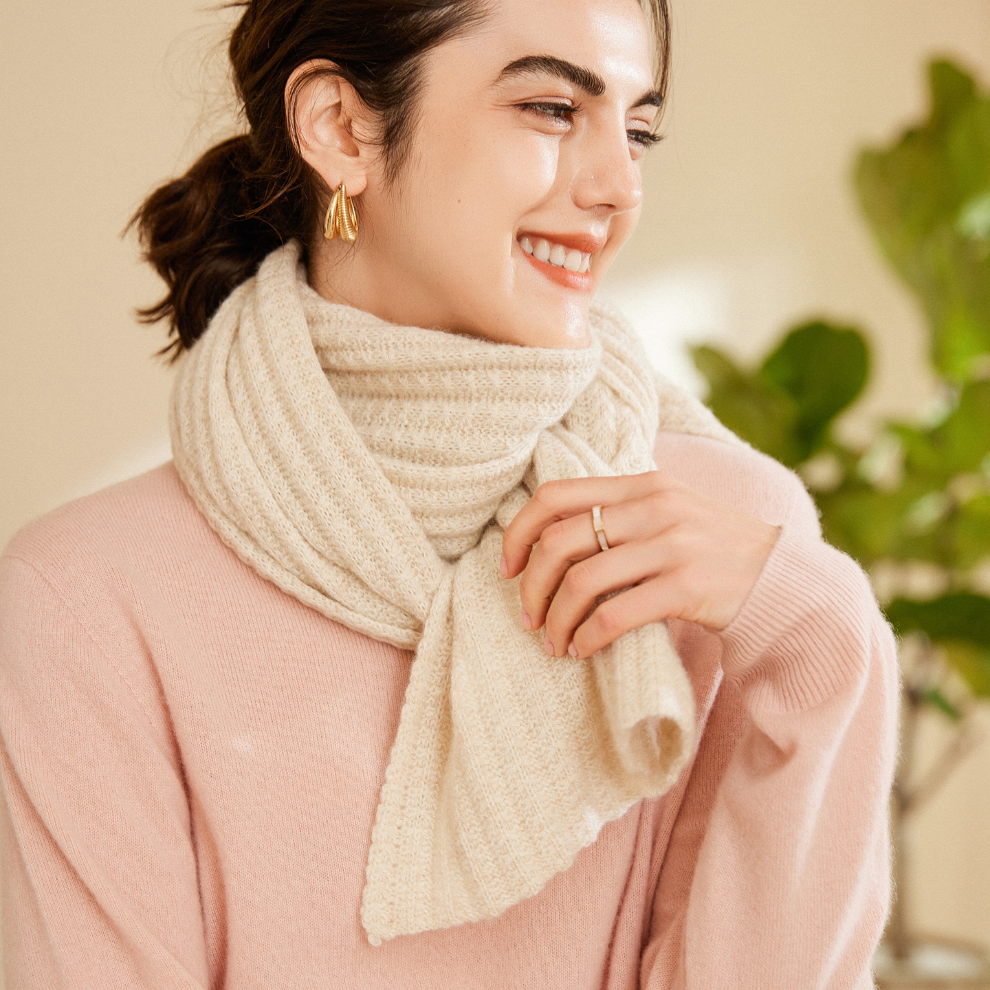 cashmere100%纯山羊绒围巾女秋冬保暖时尚扭花围脖披肩两用简约风