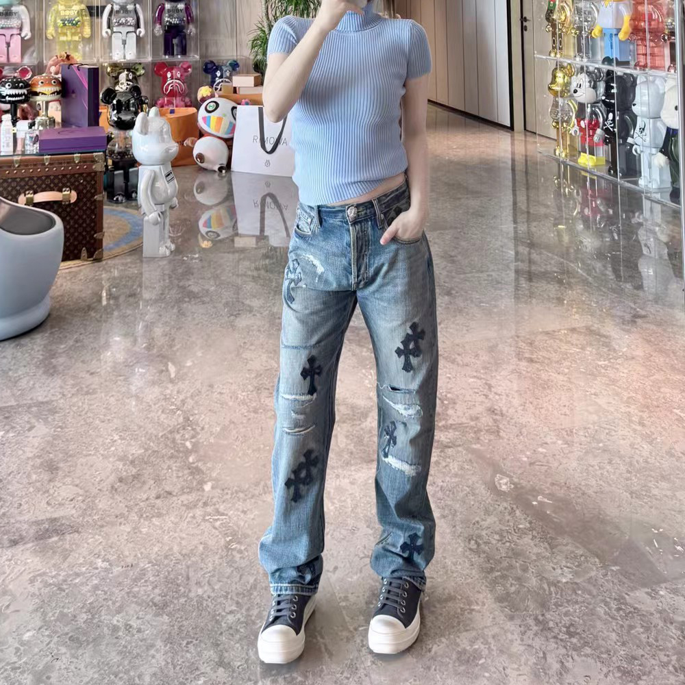 潮牌2025秋季新款十字架贴皮重工破洞牛仔裤女做旧直筒显瘦裤子