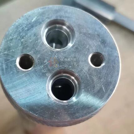 汽车空调干燥瓶 冷凝器储液器 适用于凯马锐航X1 X3 凯捷 拖拉机