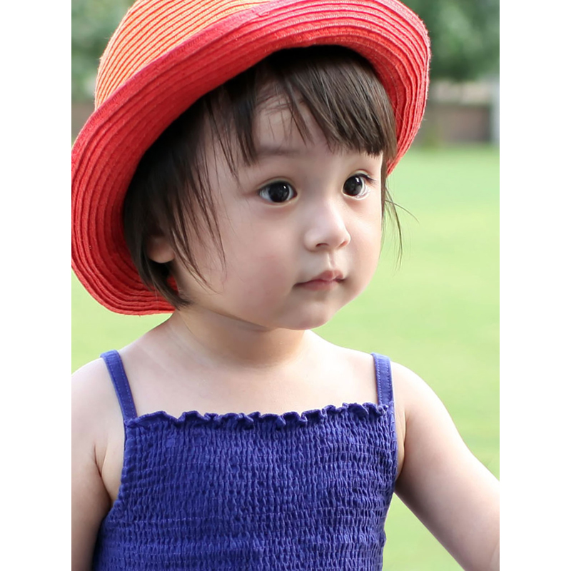 备孕怀孕婴儿海报萌娃新生大眼睛娃娃海报漂亮小女孩墙贴画高颜值