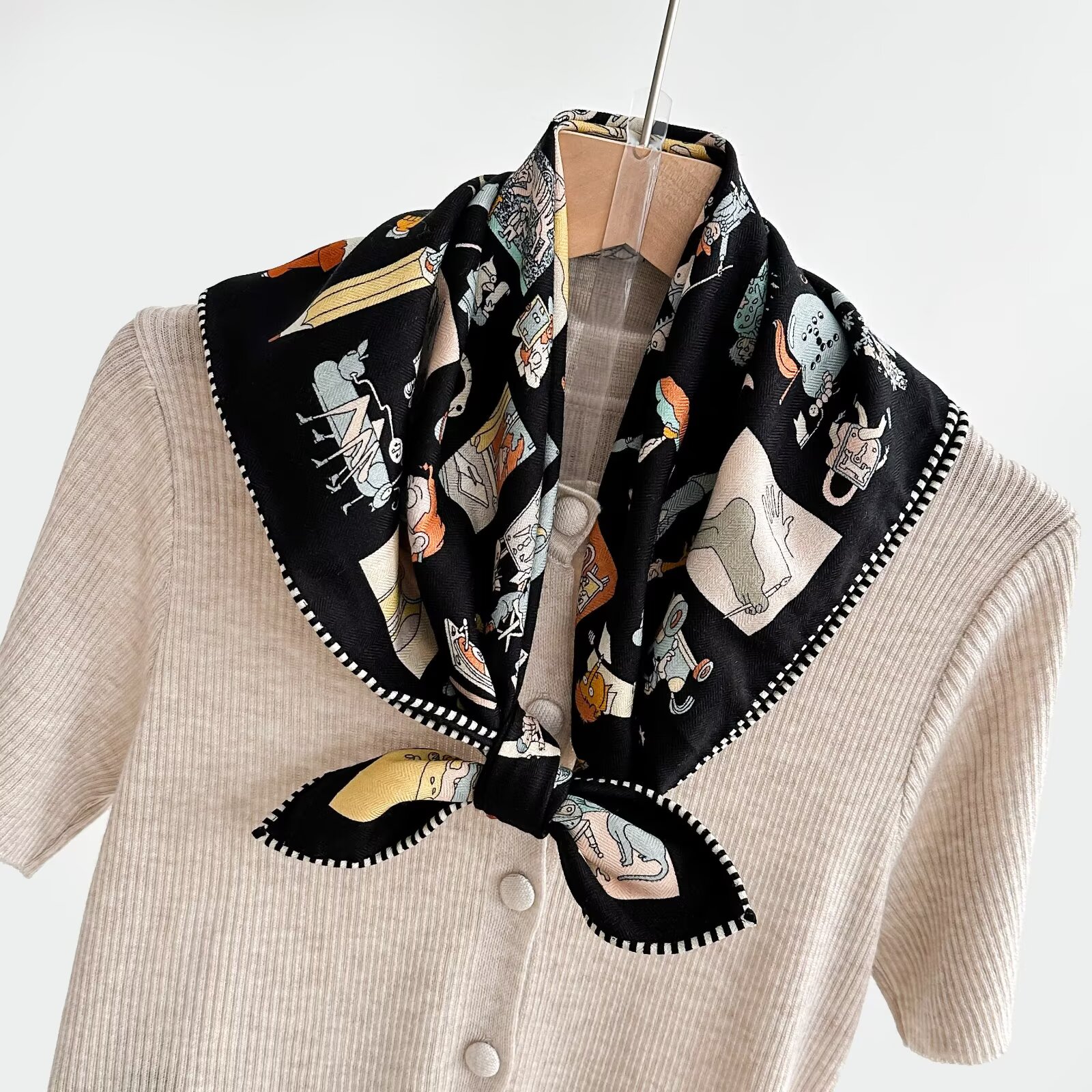 2025新款真丝羊毛方巾双面异色丝毛围巾女秋冬季保暖围脖领巾披肩